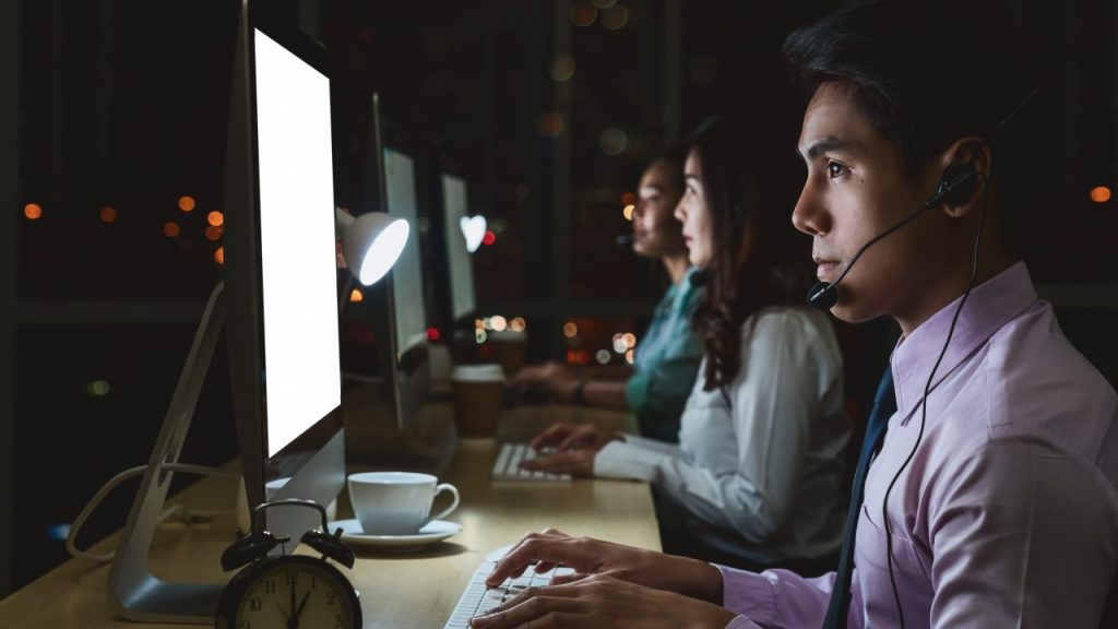 Black people disproportionately affected by hectic work schedules Working night shifts and irregular work hours can have an adverse affect on one’s physical and mental health, a study has found. (Adobe Stock)