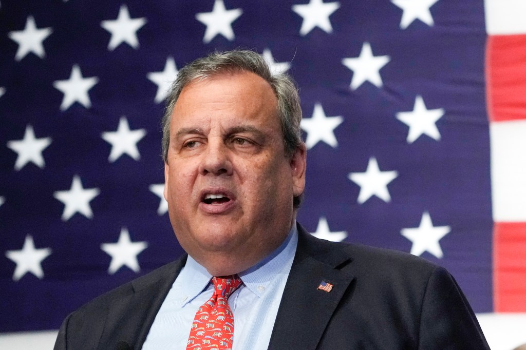 Chris Christie definitely won’t vote for Trump, not sold on Biden Chris Christie definitely won't vote for Trump, not sold on Biden