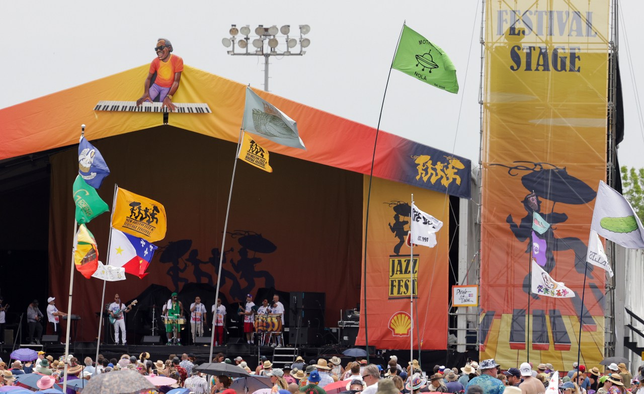 FUELED Wellness + Nutrition | Festival Hydration: 6 Fest-Friendly Low-Sugar Options FUELED Wellness + Nutrition | Festival Hydration: 6 Fest-Friendly Low-Sugar Options