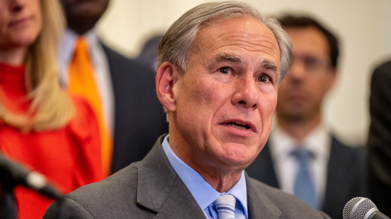 Gov. Greg Abbott announces $34M mental health facility coming to Uvalde Gov. Greg Abbott announces $34M mental health facility coming to Uvalde