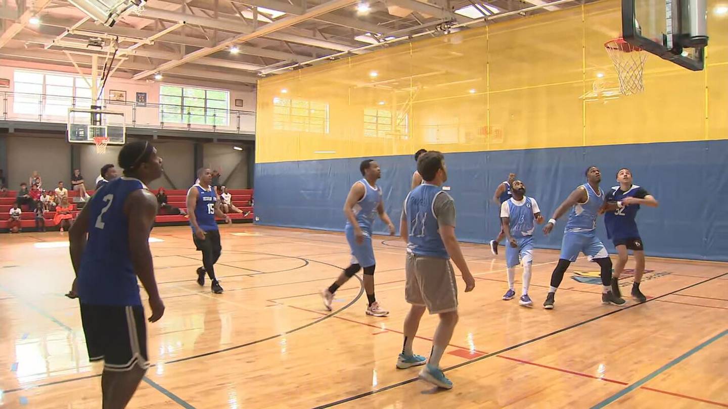 Officers, judges, attorneys and more playing basketball to raise mental health awareness – WSB-TV Channel 2 Officers, judges, attorneys and more playing basketball to raise mental health awareness – WSB-TV Channel 2