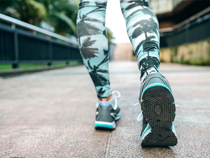 TikTok’s Walking Backward Trend May Help You Lose Weight, Tone Muscle TikTok’s Walking Backward Trend May Help You Lose Weight, Tone Muscle