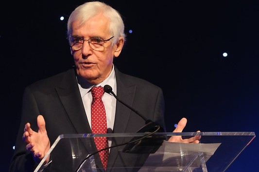 Top nurse hopes book will ‘jolt’ politicians to act on mental health Peter-Carer-SNTA-2021.jpg