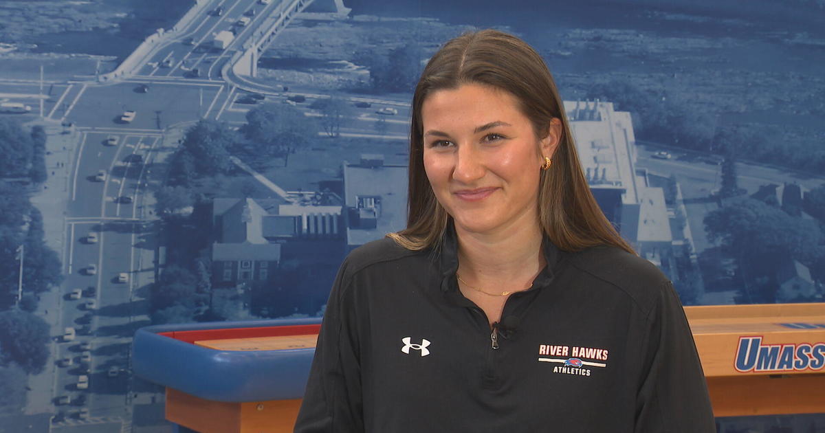 UMass Lowell lacrosse player dedicates herself to helping athletes with their mental health UMass Lowell lacrosse player dedicates herself to helping athletes with their mental health