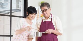 Diets rich in protein and anti-inflammatory foods may guard against cognitive decline Study: Anti-Inflammatory Diet and Protein-Enriched Diet Can Reduce the Risk of Cognitive Impairment among Older Adults: A Nationwide Cross-Sectional Research. Image Credit: Ruslan Huzau / Shtuterstock.com