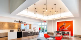 BlackRock Investment Fuels Retro Fitness Expansion: 500 Gyms Over 5 Years BlackRock Investment Fuels Retro Fitness Expansion: 500 Gyms Over 5 Years