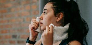 How to avoid sweating: 11 sweat-reduction tips How to avoid sweating: 11 sweat-reduction tips