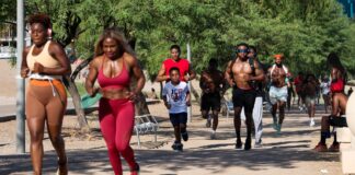 BLK Arizona Run Club builds community in Phoenix, one step at a time BLK Arizona Run Club builds community in Phoenix, one step at a time