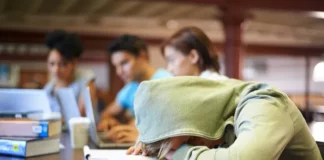 From Zzzs to A’s: Classroom lessons focus on good sleep habits From Zzzs to A’s: Classroom lessons focus on good sleep habits