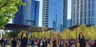 Goat yoga + salsa dancing = outdoor fitness fun in DFW Goat yoga + salsa dancing = outdoor fitness fun in DFW