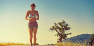 Is silent walking better for your mental health than with earpods in? Is silent walking better for your mental health than with earpods in?