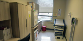 Many Connecticut school-based health centers are seeing a rise in student visits Many Connecticut school-based health centers are seeing a rise in student visits
