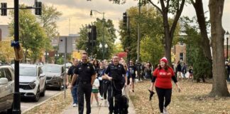 Out of Darkness Walk in Ottawa raises mental health awareness – Shaw Local Out of Darkness Walk in Ottawa raises mental health awareness – Shaw Local