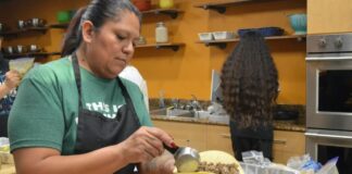Indigenous nutrition, culture comes to life in cooking class | News Indigenous nutrition, culture comes to life in cooking class | News