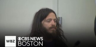 Man accused of randomly stabbing teen has history of mental illness, doctor says Man accused of randomly stabbing teen has history of mental illness, doctor says