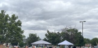 NM food bank encourages neighbors to help neighbors during holidays / Public News Service Almost 50 million people, one in six in the United States, rely on food assistance from charities, according to Feeding America. (Photo courtesy Roadrunner Food Bank)