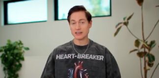 That Tech Guy Who Used His Son as a Blood Boy Is Hawking Supplements Now Bryan Johnson in a screenshot from his YouTube video on healthy habits.