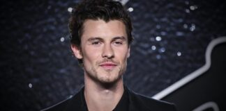 Video Shawn Mendes opens up about mental health break hulu