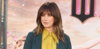 Ashley Tisdale opens up about her mental health struggles during LA wildfires Ashley Tisdale opens up about her mental health struggles during LA wildfires