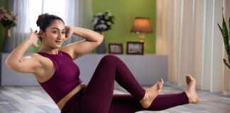 Fitness Coach Shares 10-Minute Workout Plan for Busy Days Fitness Coach Shares 10-Minute Workout Plan for Busy Days