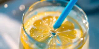 I drank lemon water every morning for 3 years — the permanent tooth damage no one warned me about I drank lemon water every morning for 3 years — the permanent tooth damage no one warned me about