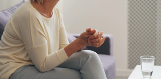 Identifying Mental Health Needs in Seniors: A Community Approach Stephanie Maris