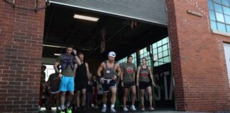 Locals participate in grueling workout to honor fallen SEAL’s sacrifice Locals participate in grueling workout to honor fallen SEAL’s sacrifice
