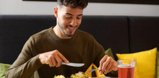 Nutritionist shares 5 Japanese habits Indians can adopt for long and healthy life: ‘Their meals include small portions’ | Health Nutritionist shares 5 Japanese habits Indians can adopt for long and healthy life: 'Their meals include small portions' | Health