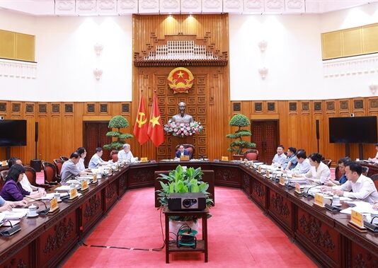 PM chairs meeting to draft resolutions on breakthroughs in health care, education PM chairs meeting to draft resolutions on breakthroughs in health care, education