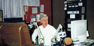 Tim Boyle amplifies mental health awareness at Mirrorbox theater station icon