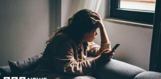 Urgent mental health centres to open across England Urgent mental health centres to open across England