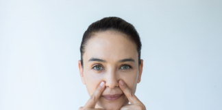 What is face yoga and how can it help us get a jawline? What is face yoga and how can it help us get a jawline?