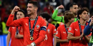 Cristiano Ronaldo’s fitness secrets for staying in top shape at 40: 17,000 steps daily, cryotherapy and 7 hours of sleep | Health Cristiano Ronaldo's fitness secrets for staying in top shape at 40: 17,000 steps daily, cryotherapy and 7 hours of sleep | Health
