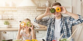 Dads Help Shape Eating Habits of Their Children Dads Help Shape Eating Habits of Their Children