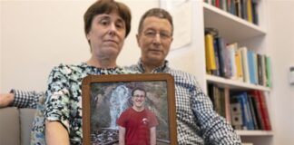 Parents of former Carnegie Mellon student who died by suicide push for mental health review at school Parents of former Carnegie Mellon student who died by suicide push for mental health review at school