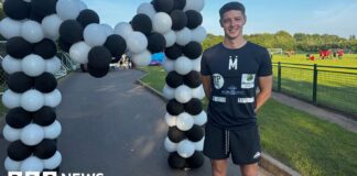 Wolverhampton man completes 10 marathons in 10 days Wolverhampton man completes 10 marathons in 10 days