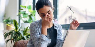 Psychologist reveals how to make stressful workdays feel easier – and prevent burnout Psychologist reveals how to make stressful workdays feel easier - and prevent burnout