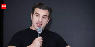 Airbnb CEO Brian Chesky says he uses AI in his fitness regime: ‘When I came to Silicon Valley, I was…’ Airbnb CEO Brian Chesky says he uses AI in his fitness regime: 'When I came to Silicon Valley, I was...'