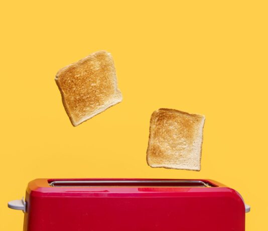 Do These 3 Things Before Noon to Feel More Energized All Day, According to Health Experts Do These 3 Things Before Noon to Feel More Energized All Day, According to Health Experts