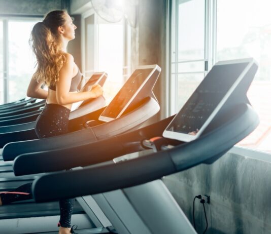 Fitness coach shares 20-minute treadmill workout that actually helps burn fat without long cardio sessions Fitness coach shares 20-minute treadmill workout that actually helps burn fat without long cardio sessions