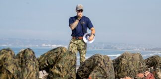 Here’s the Navy’s new fitness test for SEALs and other combat jobs Here’s the Navy’s new fitness test for SEALs and other combat jobs