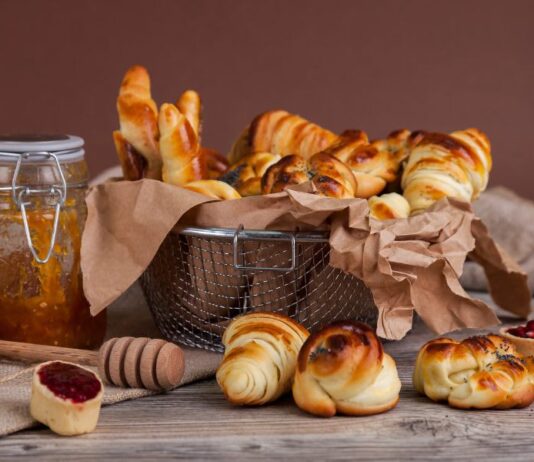 Japan Gluten-Free Foods and Beverages Market: Size, Share, Trends, and Growth Outlook Japan Gluten-Free Foods and Beverages Market: Size, Share, Trends, and Growth Outlook