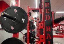 St. Francis High School debuts new fitness center St. Francis High School debuts new fitness center