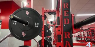 St. Francis High School debuts new fitness center St. Francis High School debuts new fitness center