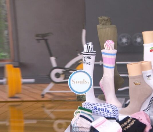 Video Best fitness gear for 2026 stream logo