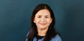 Zeno names Dana Gandsman global head of health, wellness Headshot of Dana Gandsman