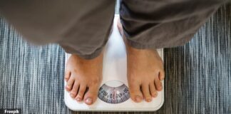 ‘Fat burners, zero’: Top obesity doctor rates popular weight loss trends; here’s what actually works for sustainable results | Fitness News Express shorts