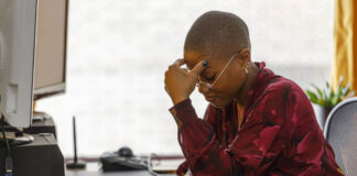 Psychologist Warns of These 9 Subtle Self-Defeating Habits Psychologist Warns of These 9 Subtle Self-Defeating Habits