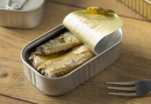 Try Sardines for Blood Sugar, Isometric Exercises for Blood Pressure—And 3 More Health Hacks for This Week Try Sardines for Blood Sugar, Isometric Exercises for Blood Pressure—And 3 More Health Hacks for This Week