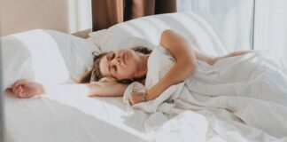 Cardiovascular surgeon shares 4 healthy habits that could change your life in 2026: ‘Going to bed at the same time’ Comscore tracker